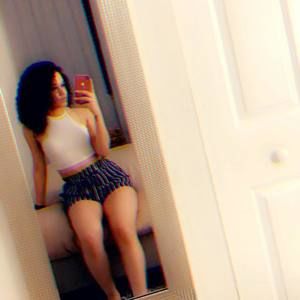 Meet your Posher, Sharyce